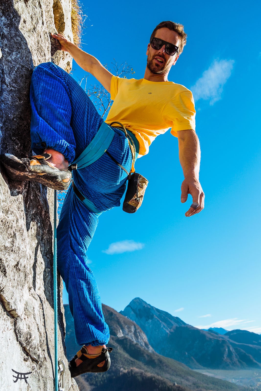 Men's pants GRILLO in corduroy ⋆ climbing and bouldering ⋆ MONVIC